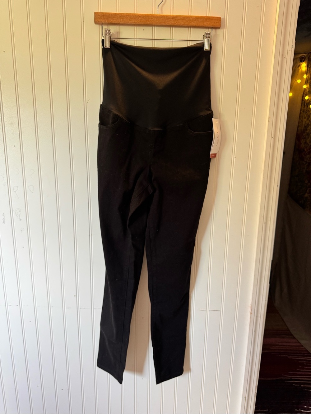 Ingrid & Isabel Black Maternity Support jeans